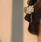 Green with White Flower Hair Clip / Clawclip