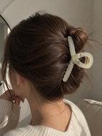 Pearl Butterfly & Blossom Hair Claw